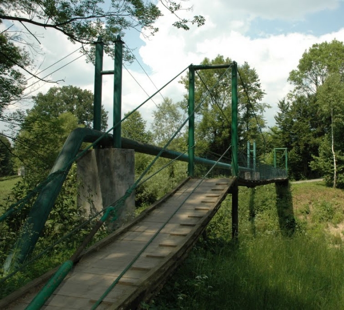 k�adki w Haczowie